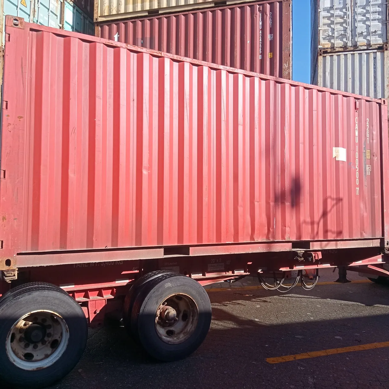 20ft Standard shipping container, Used — CAWU1005007